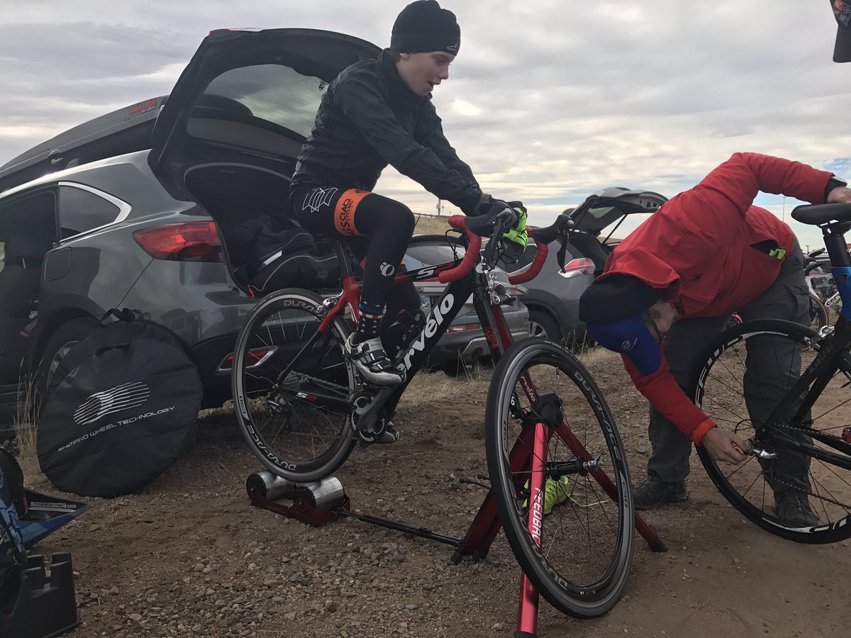 303Triathlon's tweet photo. Easy to identify the #smart #cyclists here at #frostbite2017 #timetrial @feedbacksports https://t.co/uqUIn1mFYU