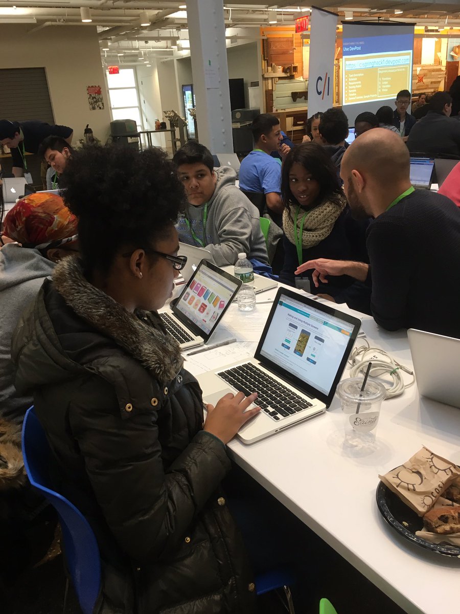 mrtomocon's tweet image. This is what @CollegeBoard @codeorg #APCSPrinciples looks like as a fun @facebook hackathon with @weareci kids &amp;amp; mentors! #CSforAll