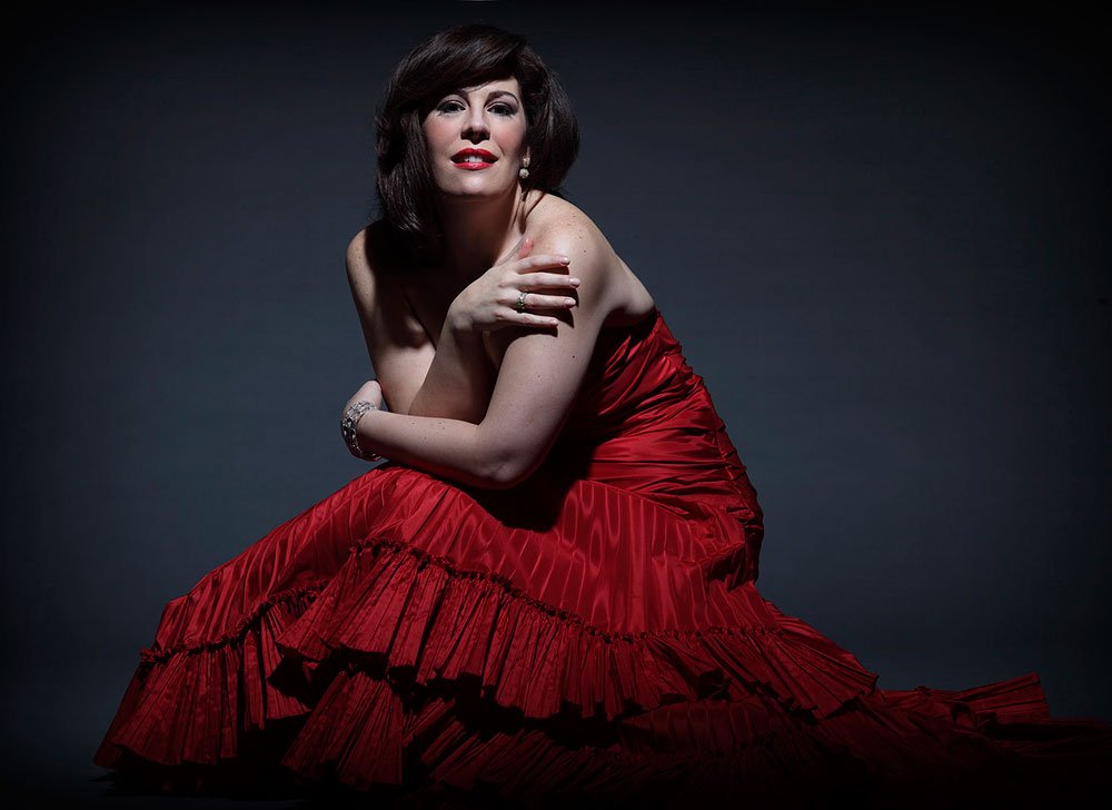 LAOpera's tweet image. On April 1, superstars @PlacidoDomingo and @SondraRadvan join together for a concert of opera favorites! bit.ly/2lFoqxs