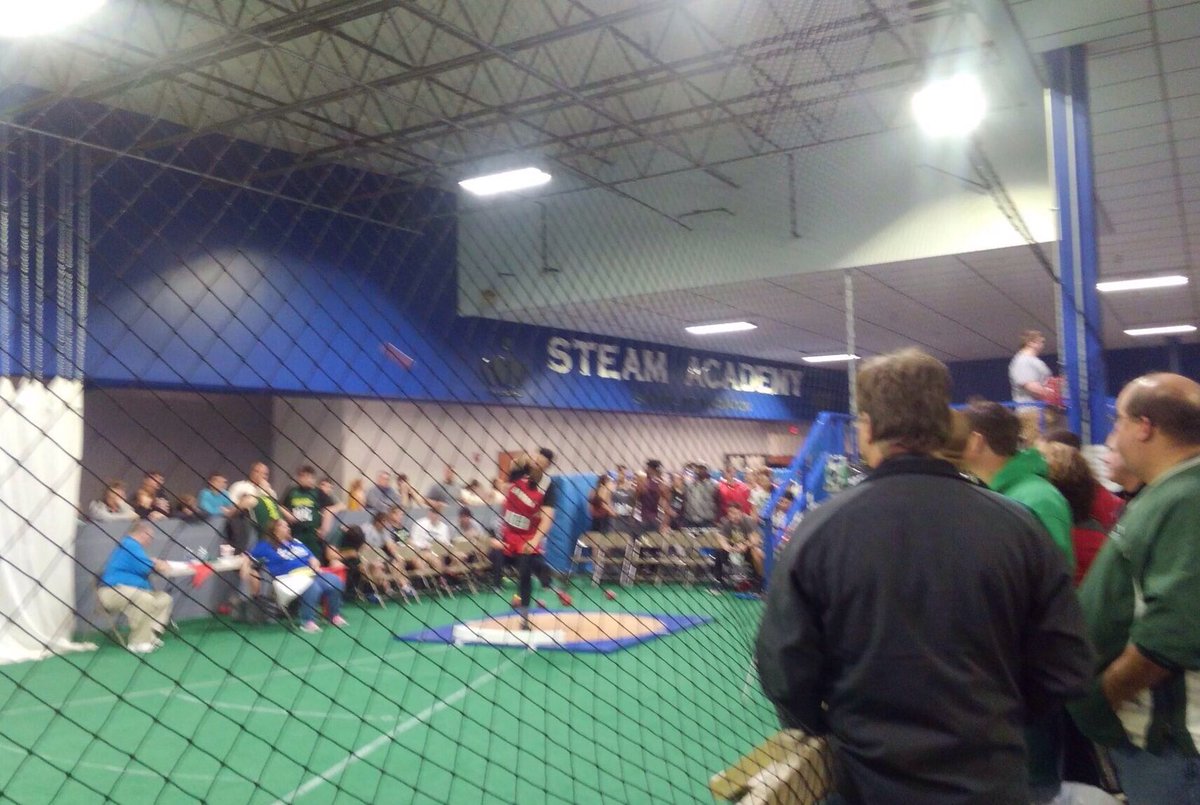 HC_Track's tweet image. Congrats to @DominicRates for placing first in shot put at the KTCCCA Indoor State Championships today! #statechamp