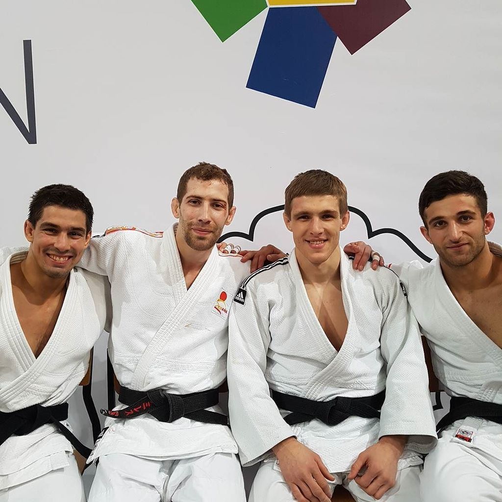 europeanjudo's tweet photo. #JudoKatowice2017
Podium -73kg category

1. Javier RAMIREZ (ESP) 
2. Jaromir JEZEK (CZE)
3… https://t.co/ToO1tnKHbL https://t.co/PJDExLVkWy