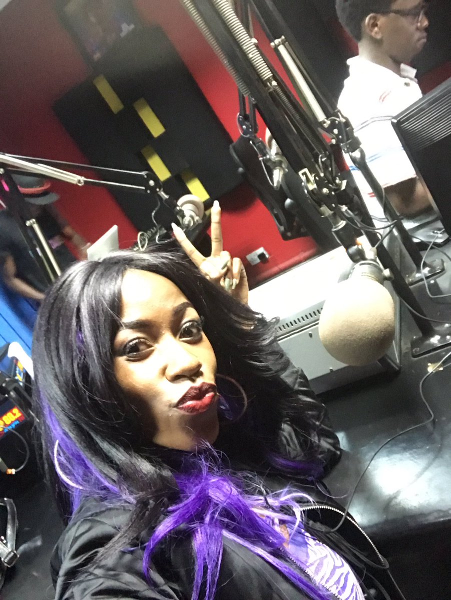 IamVinka's tweet photo. Sanyu fm right about now @882SanyuFM https://t.co/knEudYKs2c