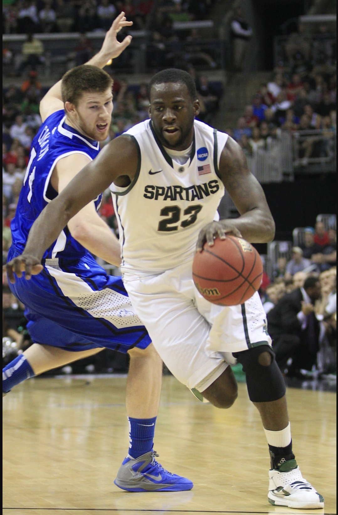 Everyone wish former Michigan State Spartan, Draymond Green, a happy birthday! 