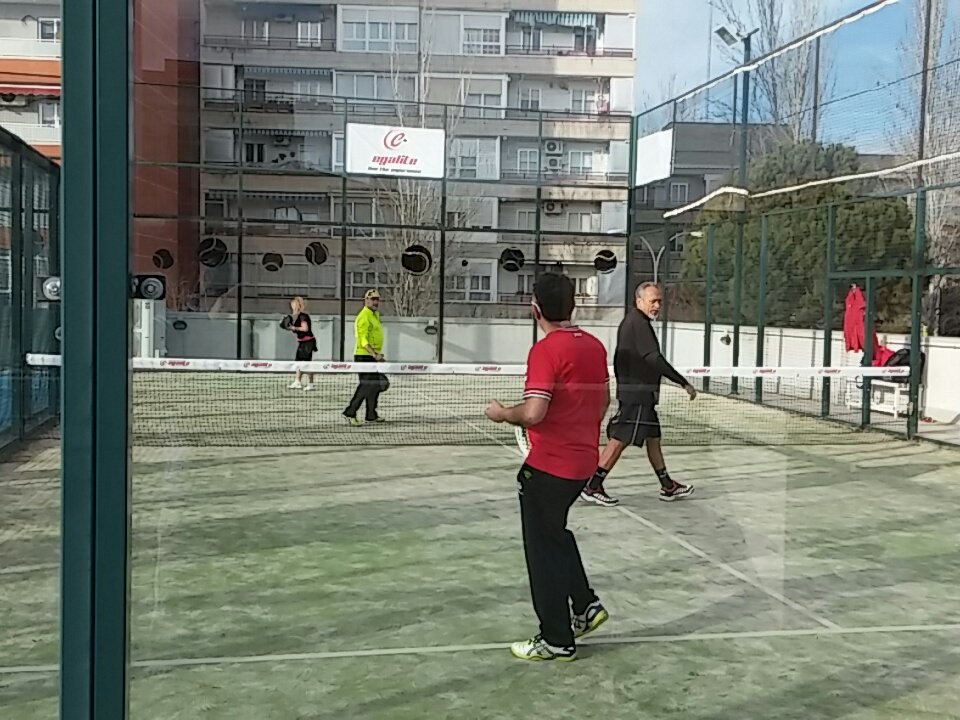 ClubEgalite's tweet photo. Lleno absoluto en las primeras jornadas de @MujerLS en el @ClubEgalite https://t.co/hlxYkQgEcy