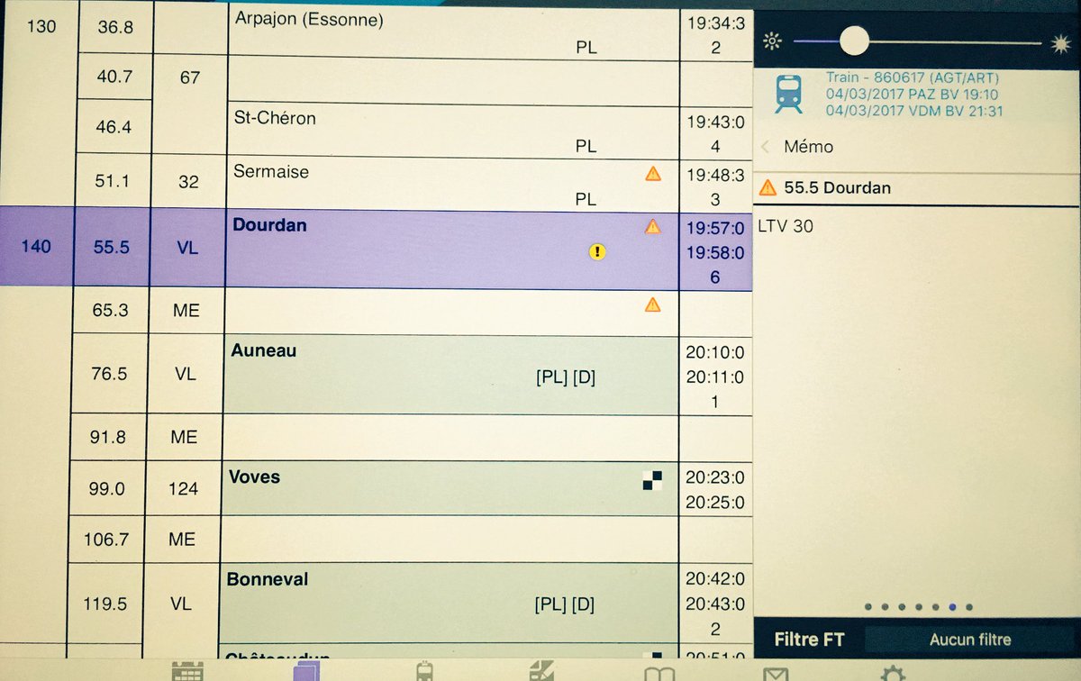 _C_Y_P's tweet photo. Avant le départ, le #ConducteurDeTrains prépare sa feuille de route avec les différentes zones de ralentissements. #Anticipation #Securite https://t.co/ag2m61J2k5