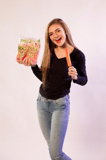 twinpopsUS's tweet photo. The best sweet treat after lunch #MonsterPops https://t.co/GCVRaiM6Na