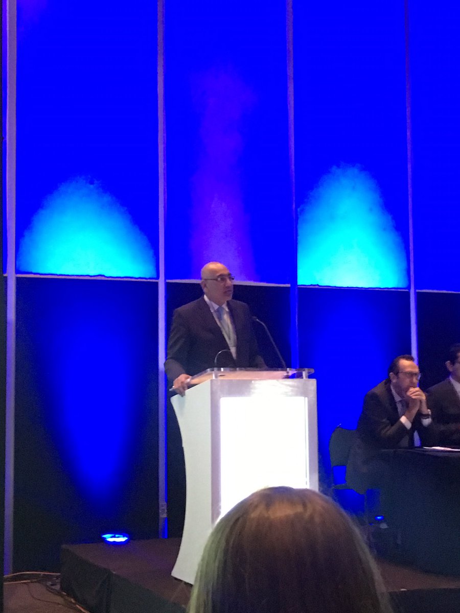 Pasantes_Cardio's tweet photo. Novel STENT designs, by Dr. Alpesh Shah from the Houston Methodist. New STENTS must have 1% or less of 1 year thrombosis. #1aEstatutaria17 https://t.co/rrgPCaWDeO