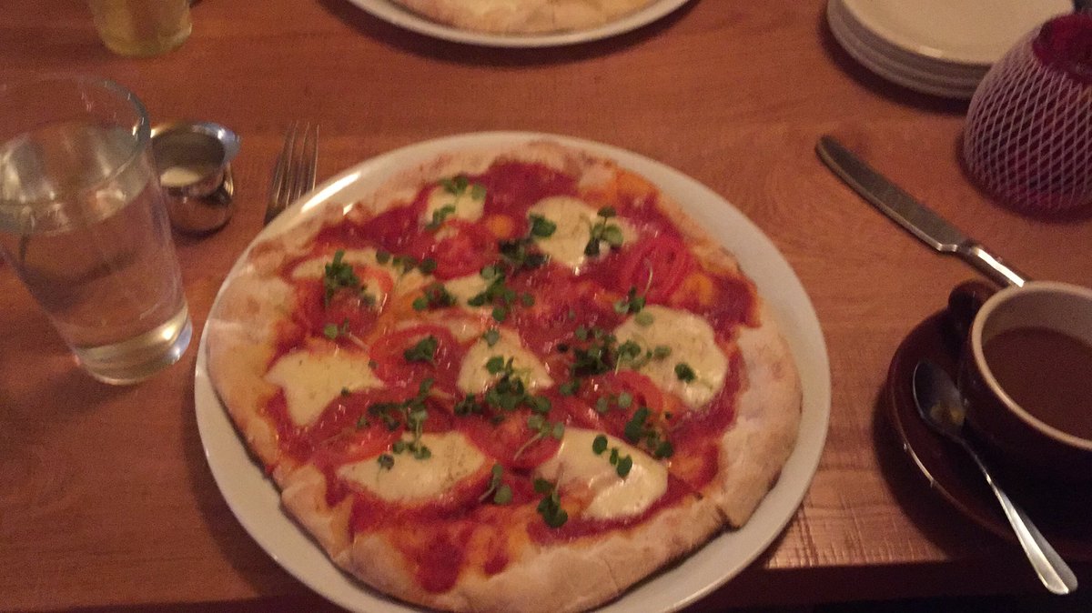 Thanks to Nicole <a href="/littlecocosdc/">Little Coco's</a> for a great pizza #brunch #dc