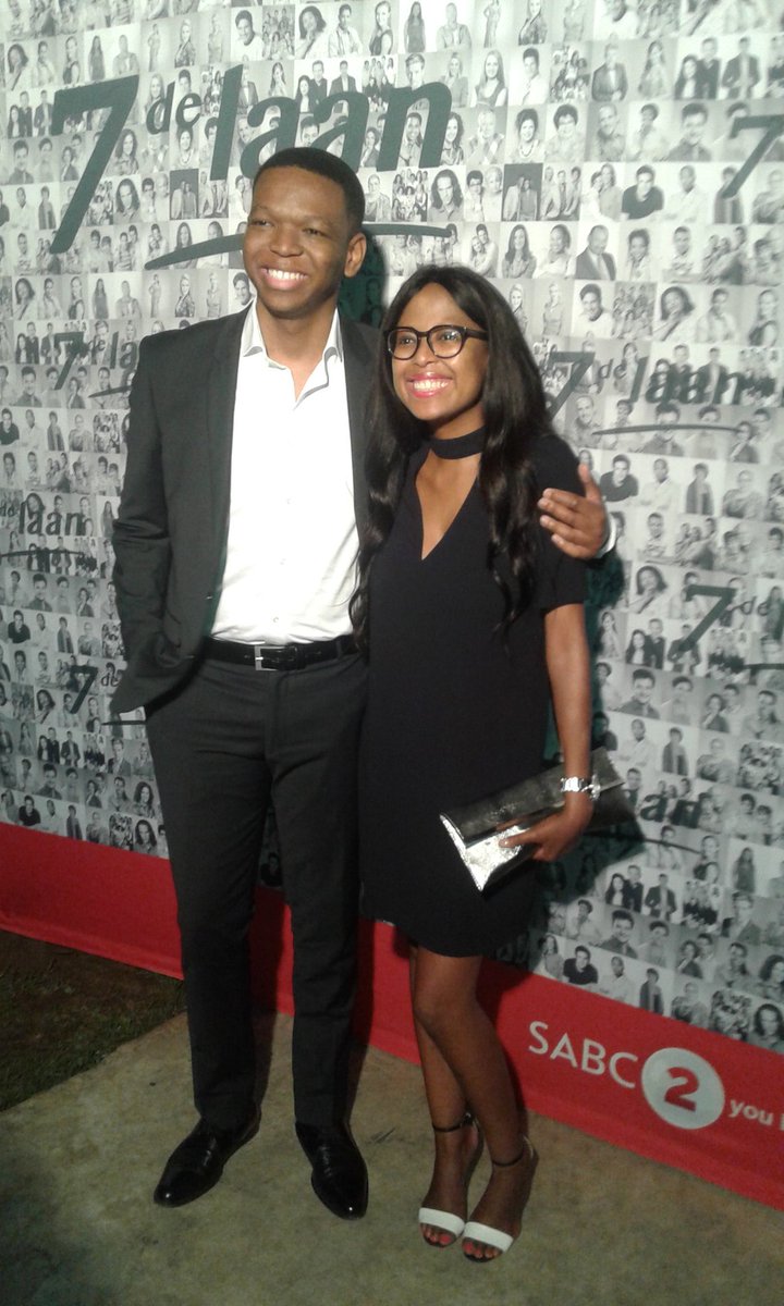 notNFTnews's tweet photo. How gorgeous are their smiles
#RedcarpetG #RedCarpetGroup #7deLaan4000 #7deLaan https://t.co/nBdpGXRSDY