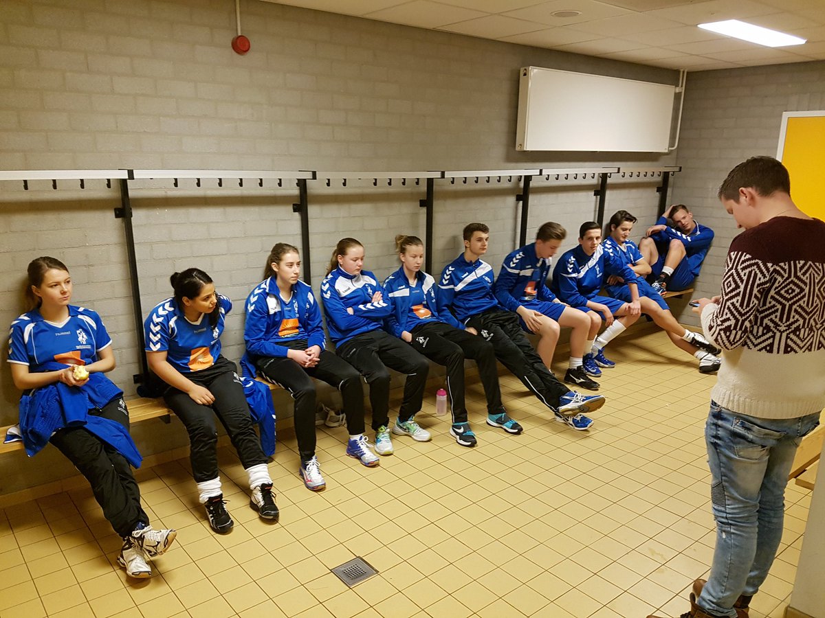 Wanneer je niet scoort, win je hem niet. Helaas is dat ons vandaag overkomen. Toch trots op de ploeg en de ontwikkeling die ze doormaken!!