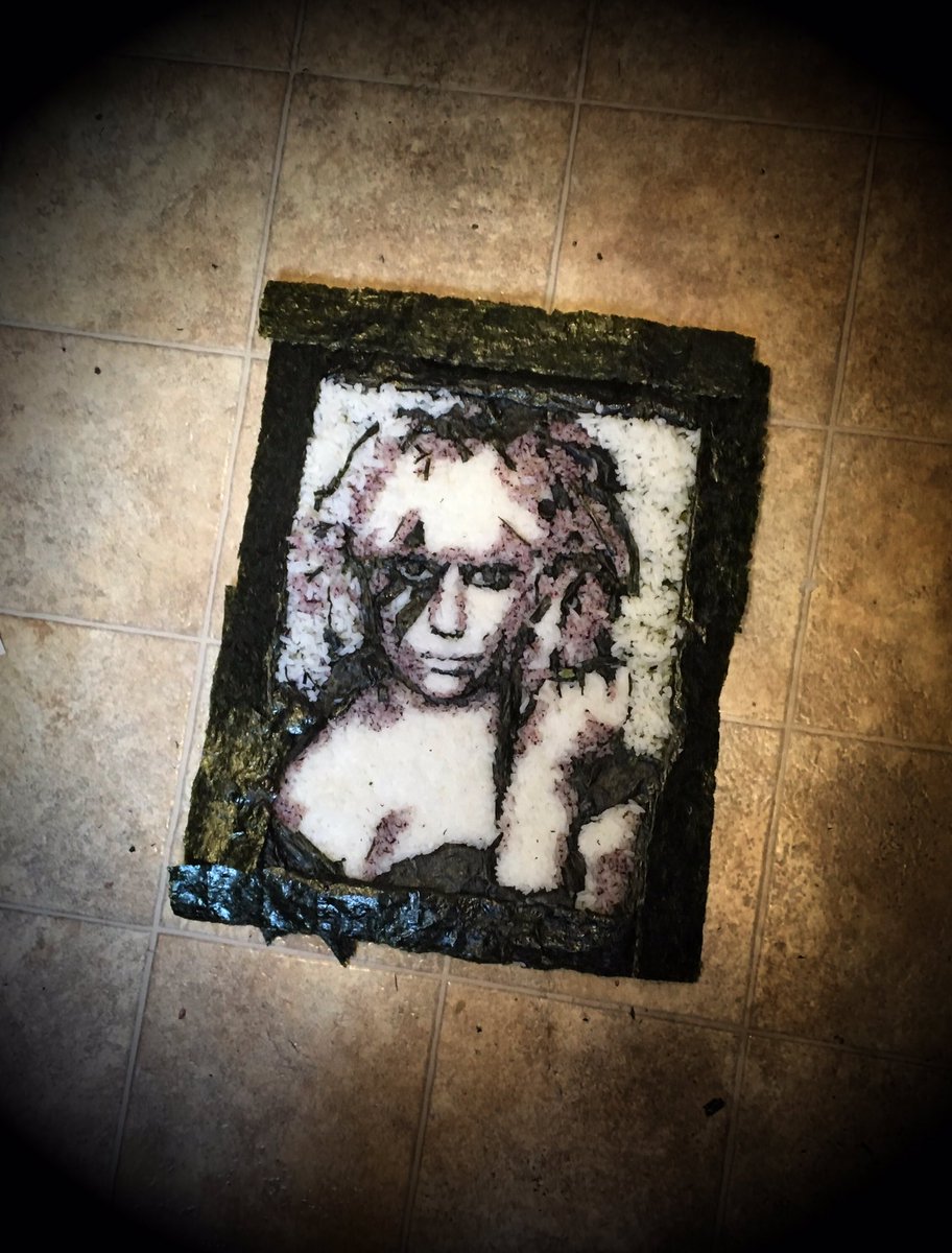 SushiCharacters's tweet photo. @ladygaga sushi. #ladygaga #sushi https://t.co/TD7SePgT2f
