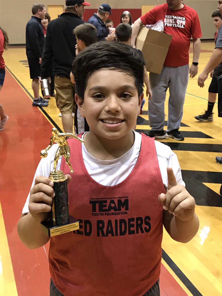 CoachTBush's tweet photo. Shoutout to Ty and the Red Raiders for winning the Final 4 tournament and the City Championship today!
#MiniMarchMadness https://t.co/RsqlER9prY