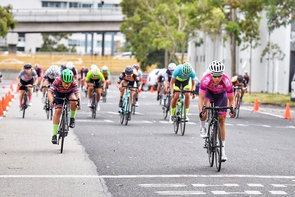 kirstybaxter79's tweet photo. Women's feature race goes to @mmurra25 @total_rush_cycling @skcc1 #skcccrits https://t.co/MMIgzEIw3q