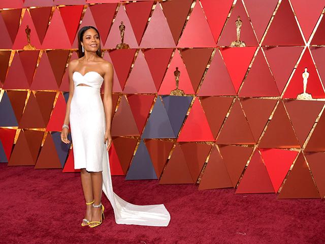 abaoud1's tweet photo. 6 WAYS TO LIVE MORE HOLISTICALLY BY NAOMIE HARRIS

Read more: https://t.co/Uud7wJhUMA https://t.co/ZYnfpyfYsr