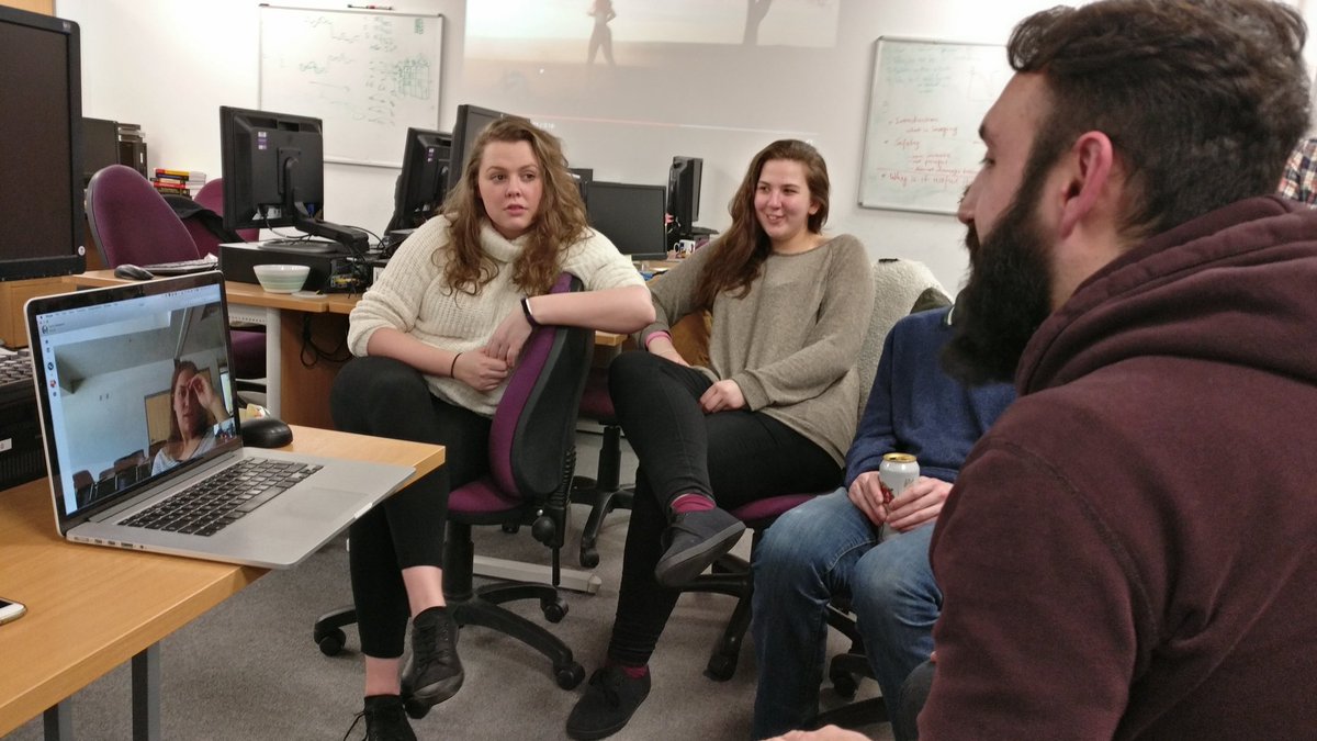 tkarap's tweet photo. It's all about connectivity! Skype call with @vdcalhoun lab @zzzennigan @dvatan #brainhackyork #bhg17 @brainhackorg @UOY_YNiC https://t.co/kybTN5LHU6