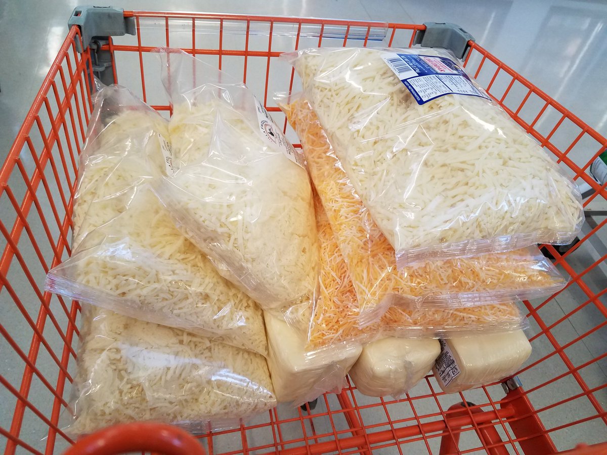MJ_Guthrie's tweet photo. Can't find good cheese where we moved. I brought a cooler back for this visit! #cheeseisafoodgroup #heaven https://t.co/W5FTiXlA19