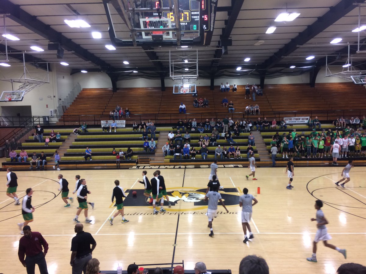 PrepcastsKCMW's tweet image. Tip off at 1pm on @PrepcastsKCMW @spoofhound1 vs @hoganprepkc bit.ly/2m5R4LY