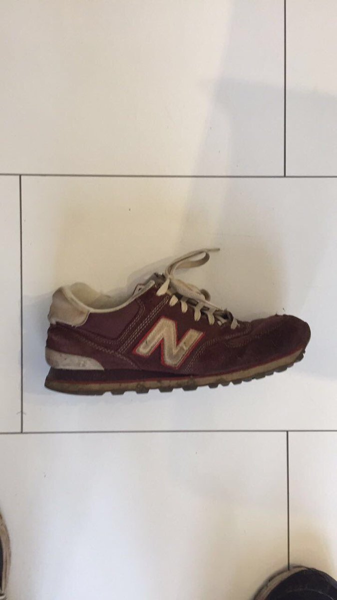 Please help my mate <a href="/Jackhonour/">Jack honour</a> get a new pair of trainers     
I've set up gofund page up please donate #helpmyfriend