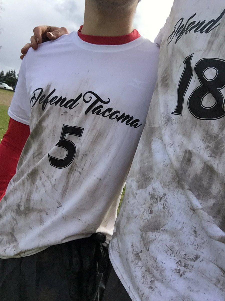 UPSPostmen's tweet photo. @FiveUltimateLLC thank goodness for these sweet sweet new cut machine washable jerseys #bidordie #grounddelivery https://t.co/e6LVUczGA1