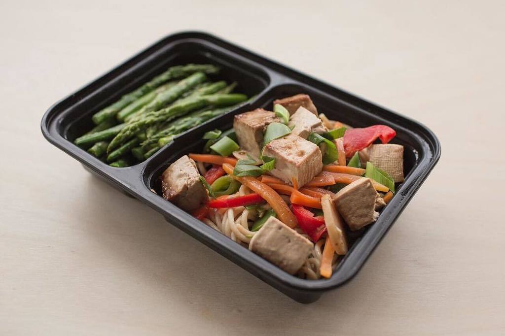 Vegetable Lo Main with Marinated Tofu // Remember to order your meals by tonight at MIDNIGHT!  We have a delicious …