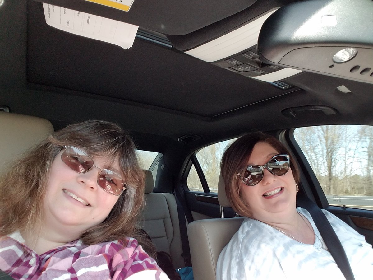 KimRathbone's tweet photo. @CharlesEsten @DowntownAthens @clarembee @GaTheatre We're a #ClarePair on a #ChipTrip See ya soon @Bonita01N 🚘🚘🚘🎸🎶🎤❤ https://t.co/WD8F4ZztkD