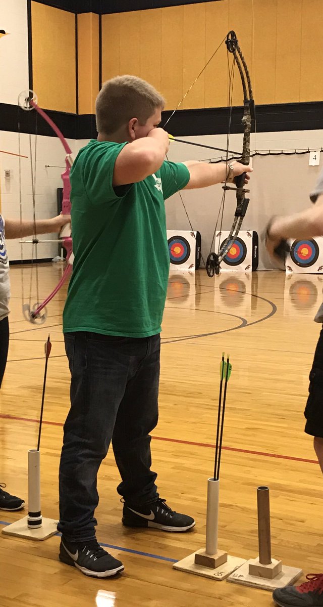 srmsprincipal's tweet photo. Carson Reneau staring down a bullseye at the Kaufman Spring Fling! @ScurryRosserISD https://t.co/LanzrycDPt