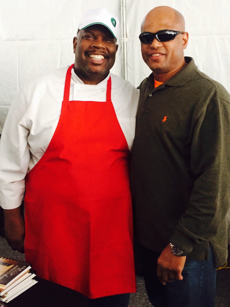 tonygober's tweet image. @BeerBourbonBBQ #ChefElliot#FoodNetwork