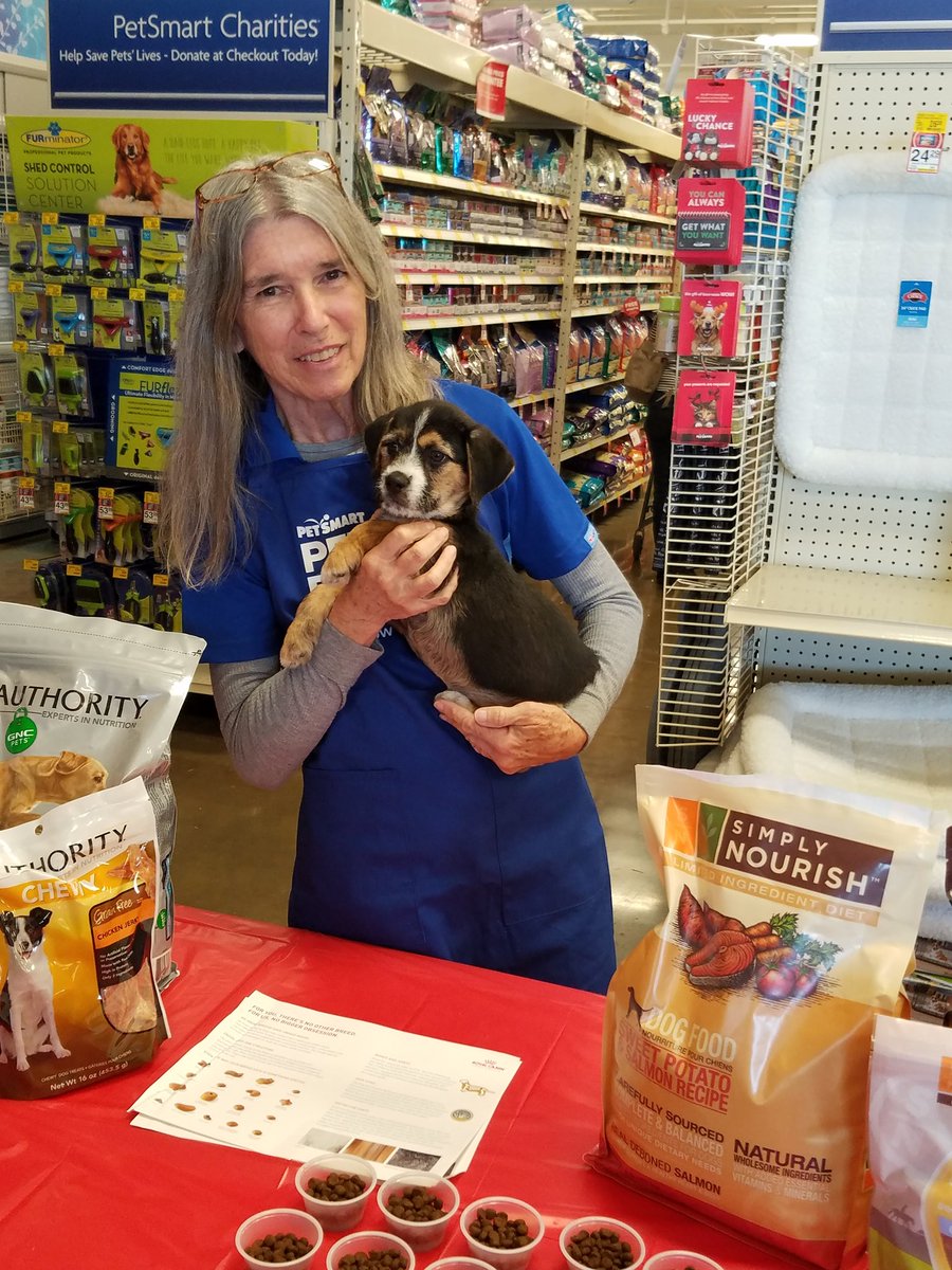 PetSmart Mandeville tweet media