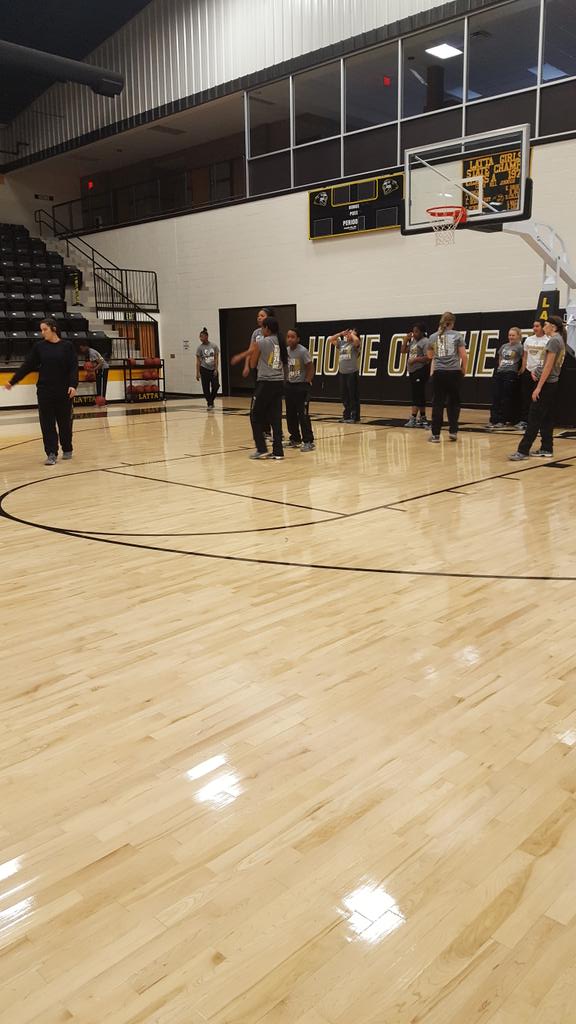 BBLadySavages's tweet image. Walk through at Latta 
#PuttingInTheWork#ChaseTheRoar 
#WeRNotScared