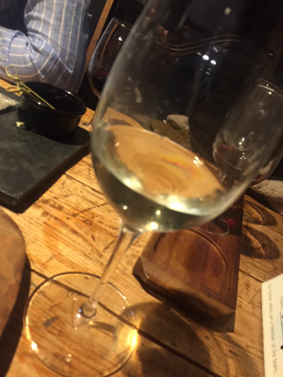 ponytailwineman's tweet photo. @ProphetsRock love your Pinot Gris, it's so so good. @PairingsWineBar https://t.co/52ySwjRnoA
