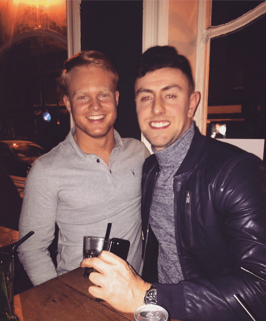 TimByrne_'s tweet photo. Me and cone head @RedDoorLpool https://t.co/EJkzPlH7hj