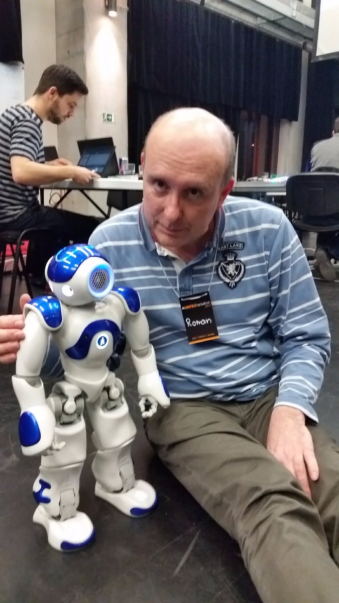 meda009's tweet photo. #aimtechackathon #aimtechackathon2017 @etneteractivate Mám nového kamaráda v ceně osobního auta. https://t.co/b69hV7jqgr