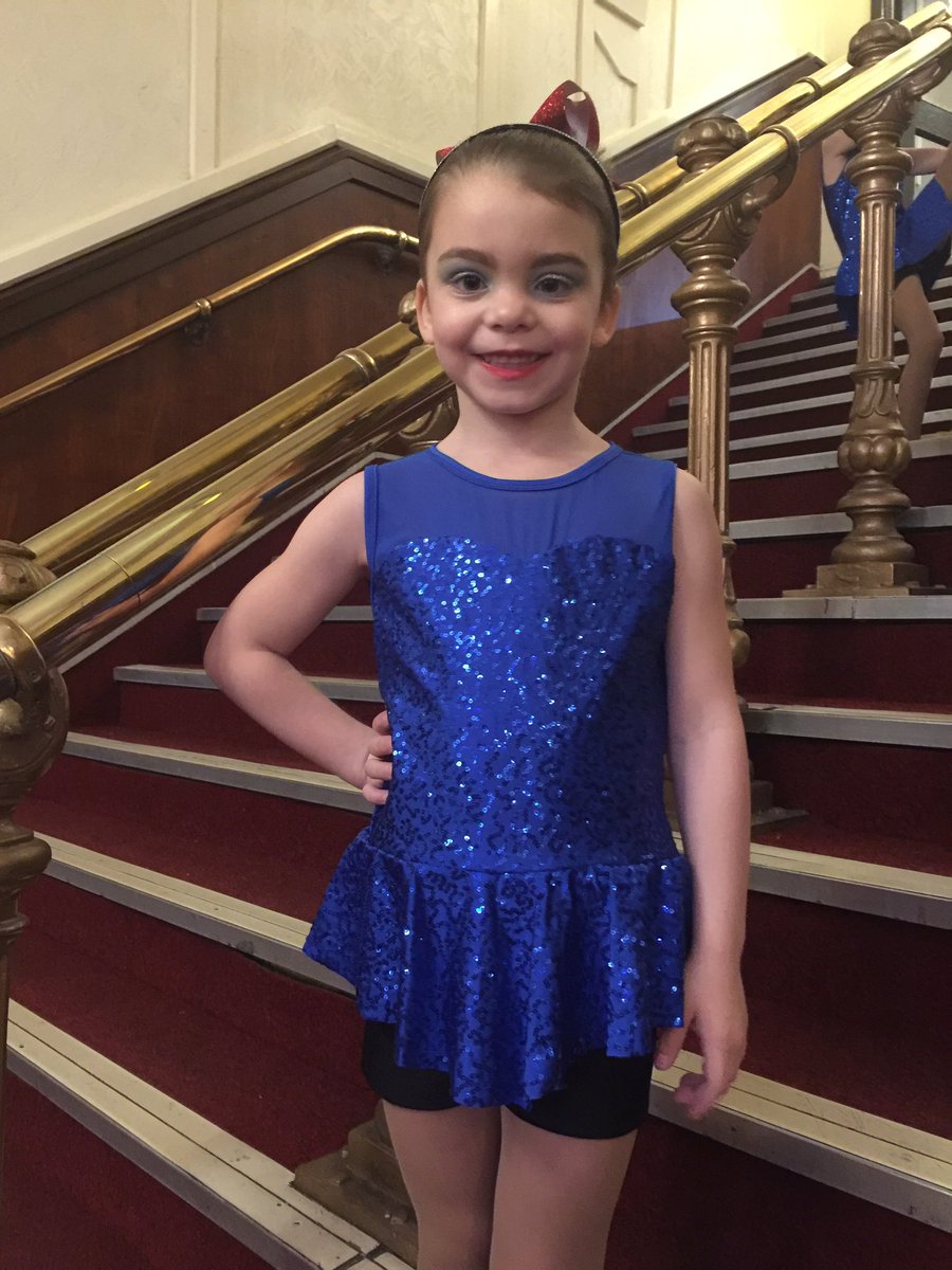 vsud1984's tweet photo. @RMillbrookWigan  Sophie's first Pom competition and they can 2nd 😍 https://t.co/UjdYszEwIs