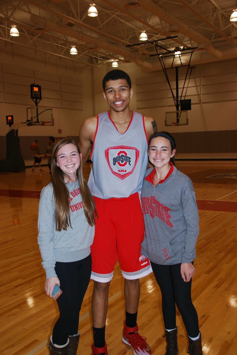 emilycammeyer's tweet photo. Happy senior game!! Thanks for being my fav player for the past 4 years!! #allaboutprogress #GoBucks 🏀💕 https://t.co/0InSDuuRG9