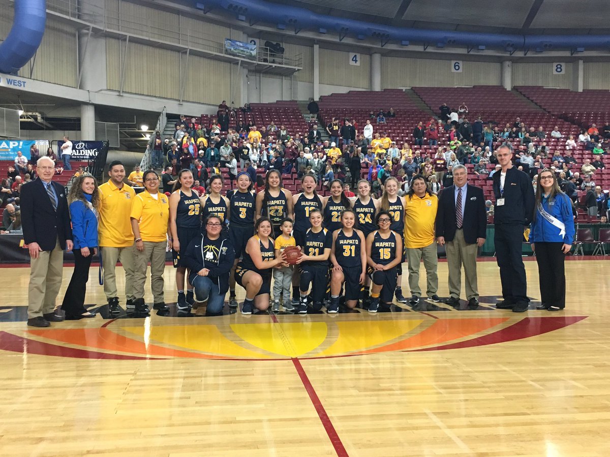 LADY WOLVES tweet media