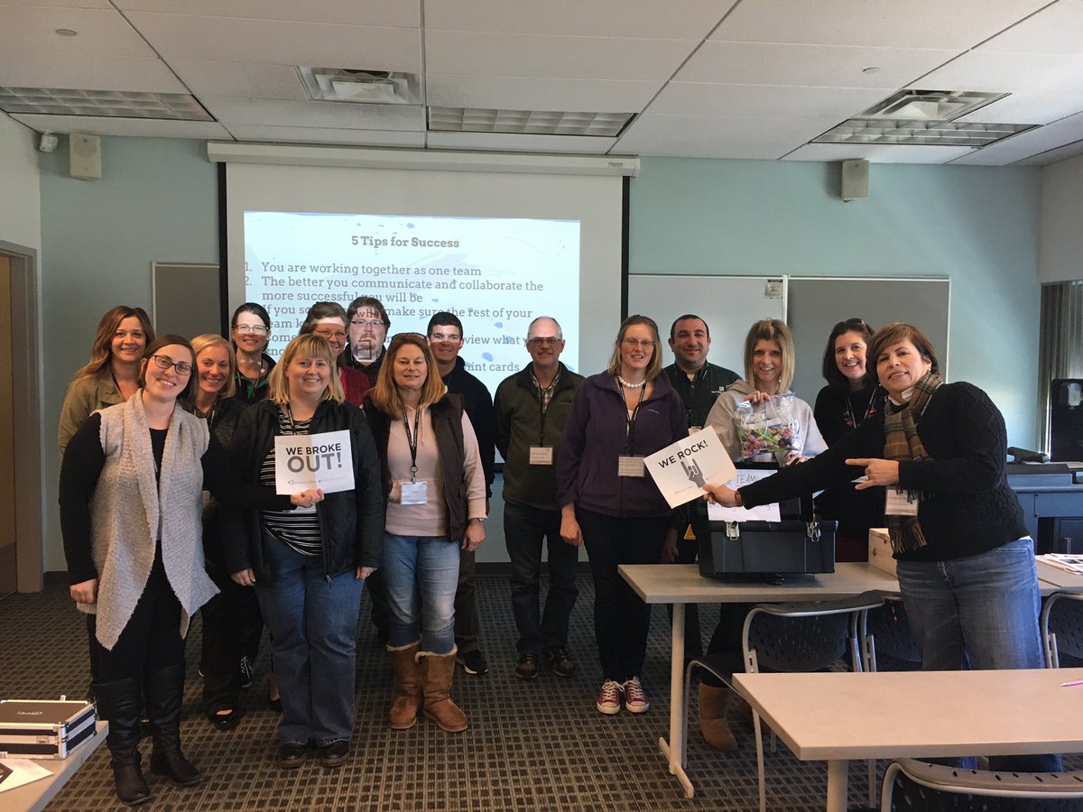 andizguy's tweet photo. They made it out! #breakoutedu with @costrand16 #edtechOU #edtech #ThisIsOU https://t.co/zFd5UJlCED