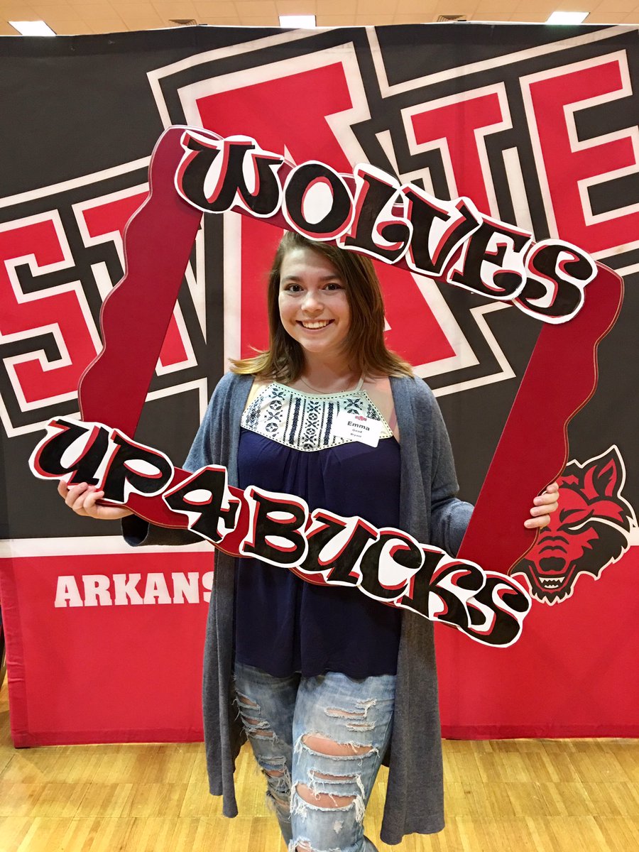 emfromtheblockk's tweet photo. #wolvesup4bucks ๐โค๏ธ๐บ https://t.co/MCdMDtNRSL