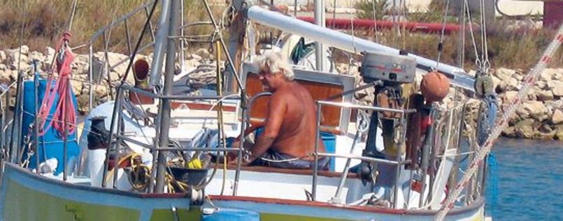 Tagesspiegel's tweet photo. Nach Ermordung auf den #Philippinen: Die Leiche des Seglers Jürgen #Kantner wurde gefunden. https://t.co/AVE4Wi8qDd https://t.co/0cHuvXhOdp
