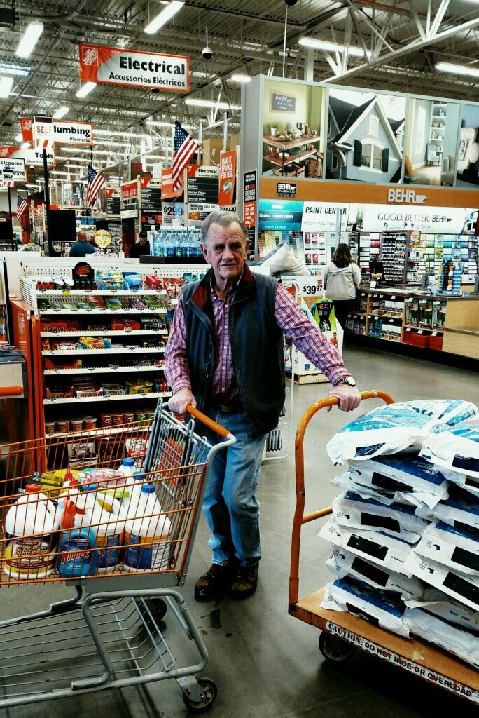 The Sevierville Home Depot has all your gardening/spring cleaning supplies. <a href="/jaybisping/">Jay</a> <a href="/THD_HXT/">Thompson</a> @tillman_mandie