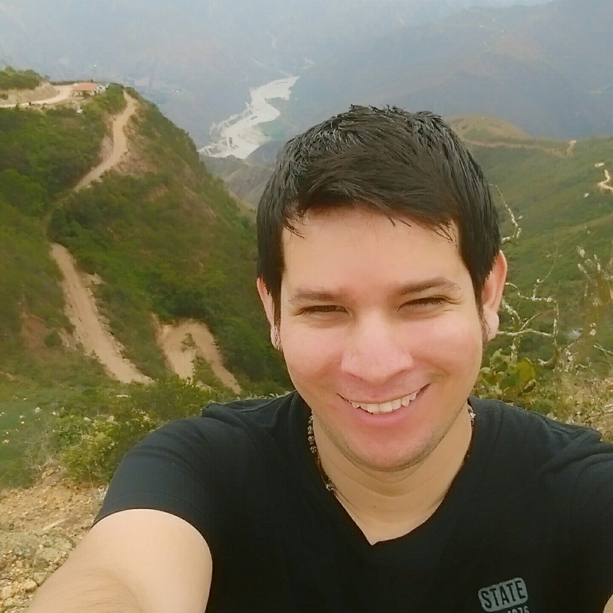 AndresF3191's tweet photo. #NuevaFotoDePerfil https://t.co/lMzooyqtjj