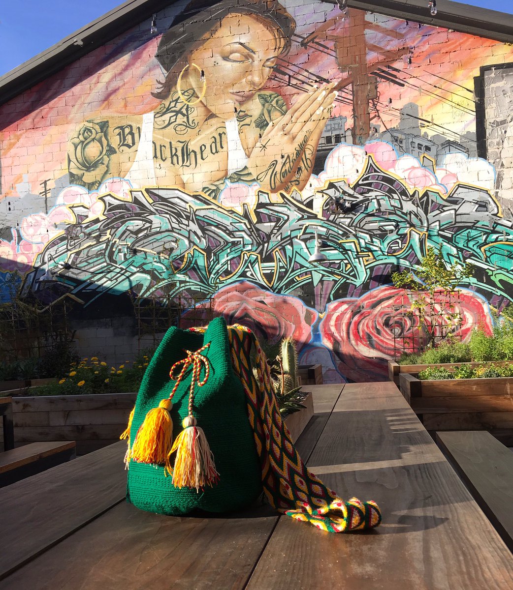Nevabaq's tweet photo. Emerald Love
Available for Purchase DM ๐
#wayuubags #vegan #fairtrade #followme #handmade #DTLA #Spring17Collection https://t.co/xahJaos2jw