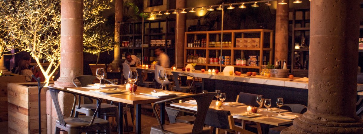 eltresrest's tweet photo. #MiLugarFAvorito para vivir una gran experiencia culinaria es #ELTR3S. ¡Reserva con nosotros! https://t.co/2Exw9gg3Ea