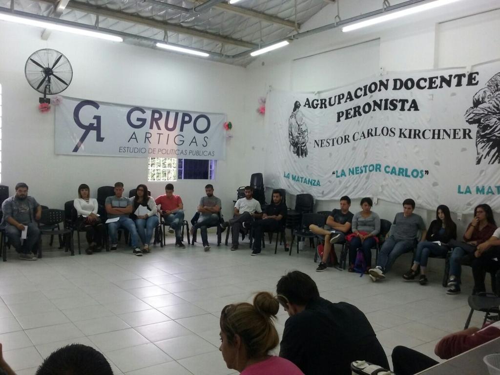 JPMatanza's tweet photo. #Plenario general de jóvenes #PrimerCordon. 
Hoy por la mañana en #SanJusto 
#Unidad #Convicciones. https://t.co/o5ZMrqQsHl