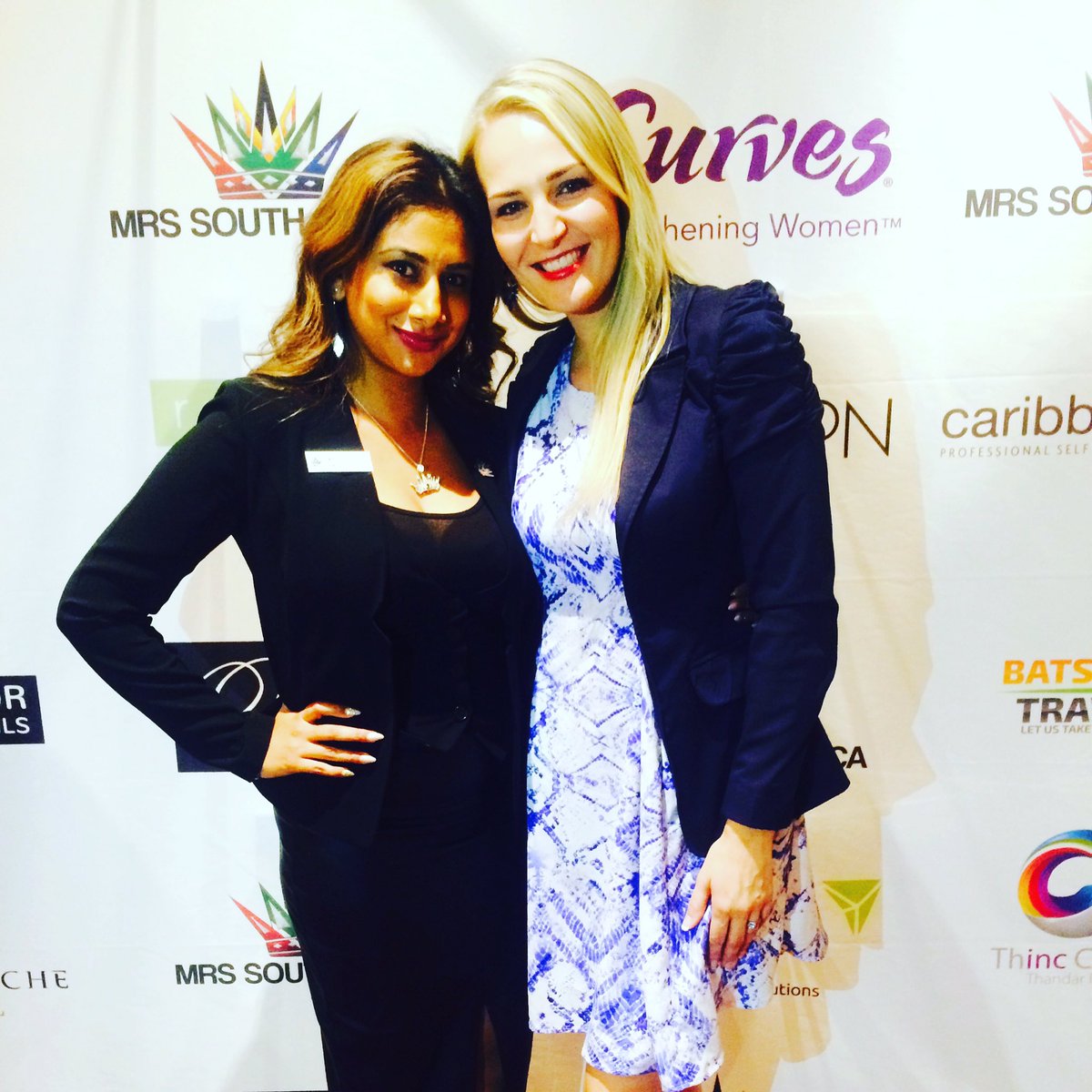 RiandiConradie's tweet photo. At the #Top100 @MrsSAPageant Semi Finalist conference with my beautiful friend @marls1981 https://t.co/nyRFT7NfIz