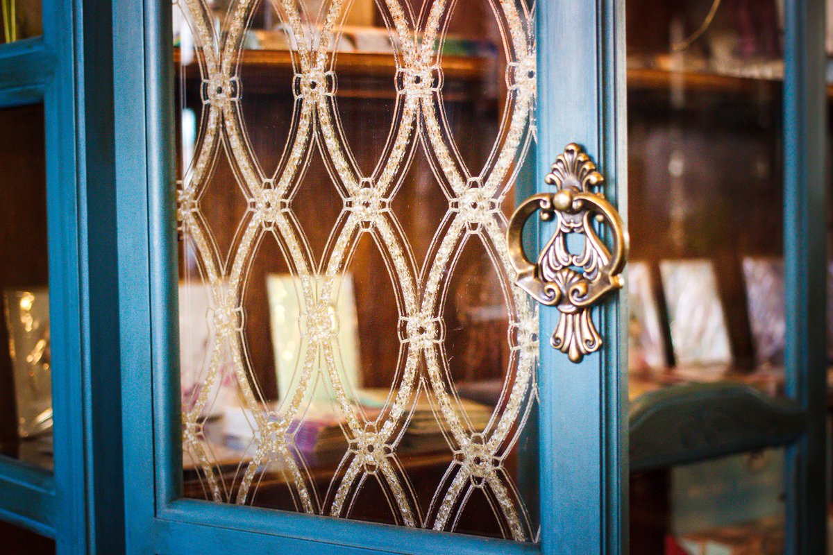 It's a good day to make your home beautiful...all about the details!