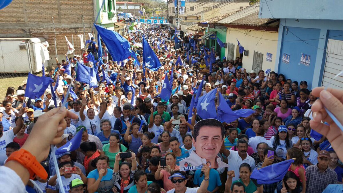 JuanOrlandoH's tweet photo. Gracias a esa marea efervescente #Danlí #ElParaiso por su apoyo y cariño. Recuerden que los quiero mucho. https://t.co/r55LywbfwE