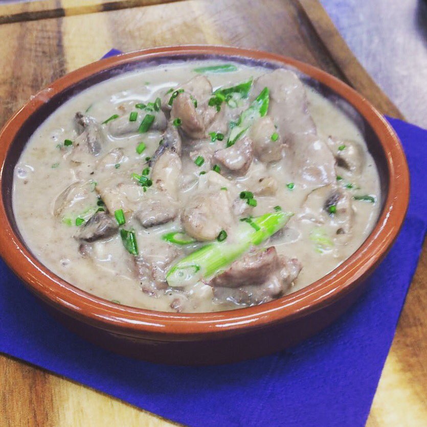Pan fried chicken livers and mushroom with Penderyn whisky cream sauce #Tapas #Welsh #WelshTapas #Gower