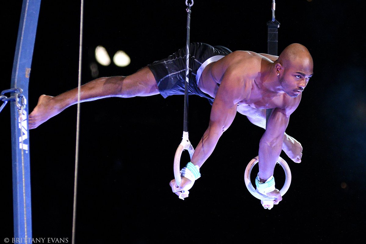 Next up on #SkatingGymnastics on ABC, John and Donnell take to the rings!