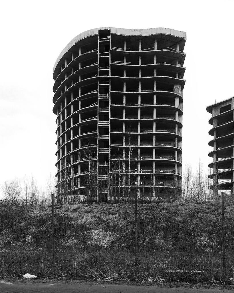 havr69's tweet photo. Весенняя красочная фотокарточка #vscocam #vscorussia #spb #spbgram #spbcam #blackandwhite … https://t.co/k175HPoWrO https://t.co/QLNkaSgSr8
