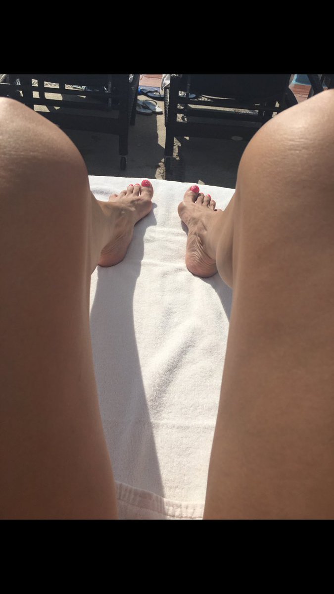 SingleInCleve's tweet image. Enjoying a girls' weekend in #Cancun. #NoBoysAllowed #Mexico